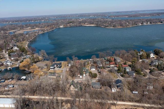 85 Brentwood Avenue, Excelsior, MN 55331