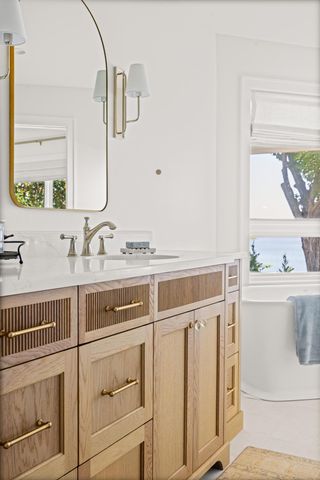 85 Brentwood Avenue, Excelsior, MN 55331