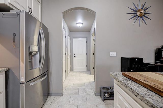 4924 Wister Lane, Edmond, OK 73025