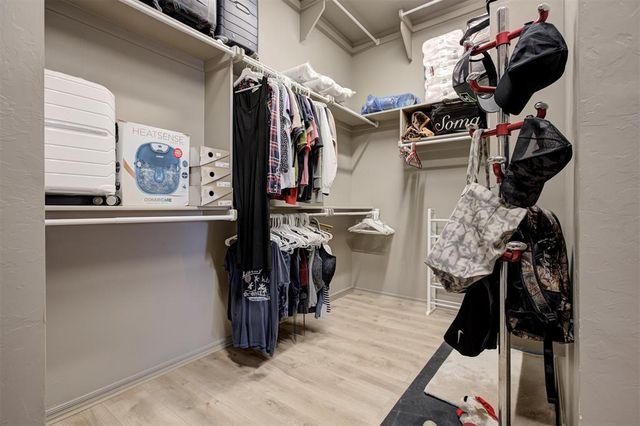 4924 Wister Lane, Edmond, OK 73025