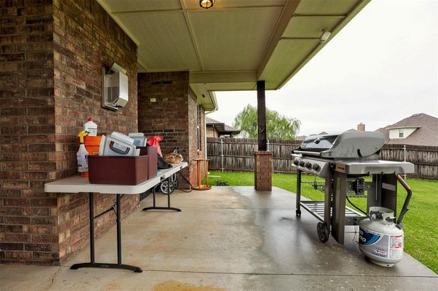 4924 Wister Lane, Edmond, OK 73025