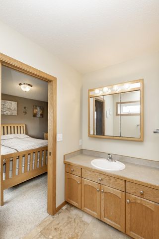 807 16th Avenue W, West Fargo, ND 58078