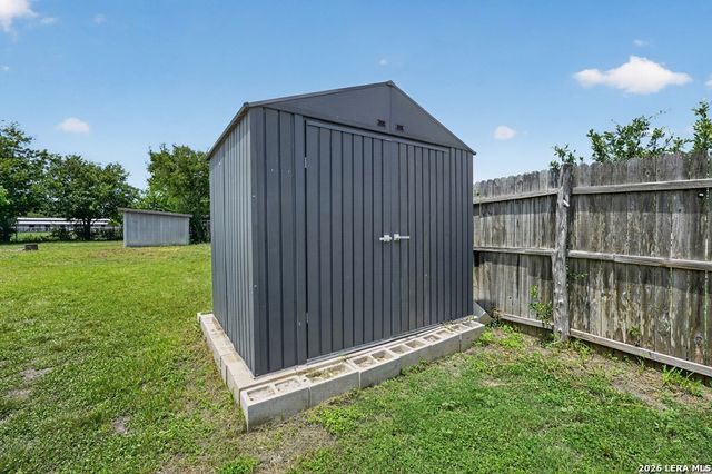 111 Fawn Run, Kerrville, TX 78028