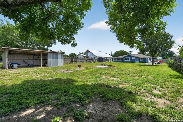 111 Fawn Run, Kerrville, TX 78028