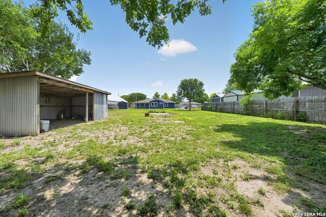 111 Fawn Run, Kerrville, TX 78028