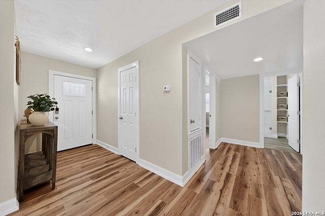 111 Fawn Run, Kerrville, TX 78028