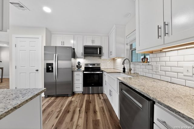 111 Fawn Run, Kerrville, TX 78028