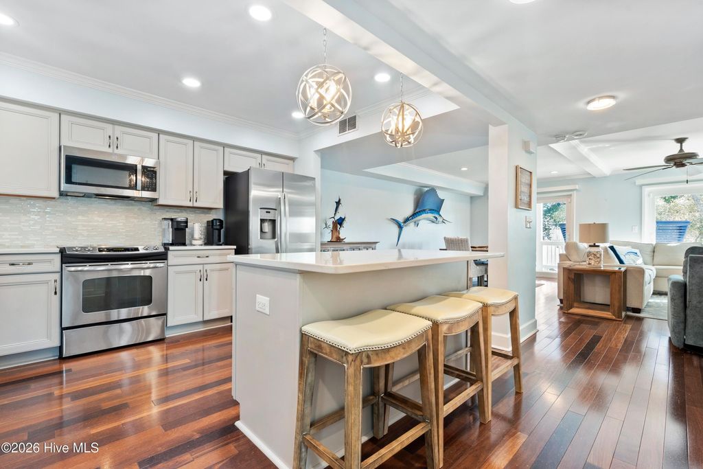 Image 13 of property listing at 124 Lees Cut, Wrightsville Beach, NC 28480