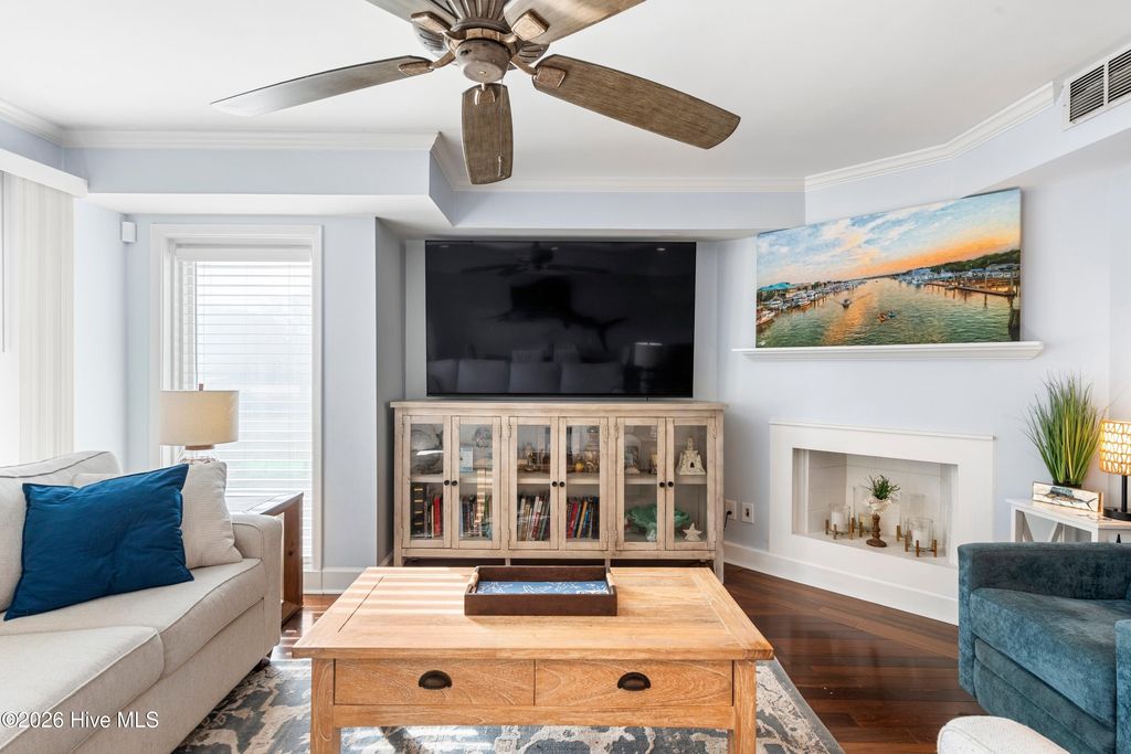 Image 21 of property listing at 124 Lees Cut, Wrightsville Beach, NC 28480