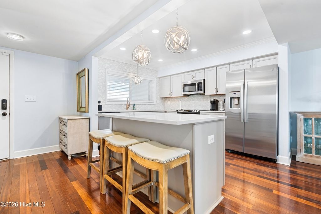 Image 8 of property listing at 124 Lees Cut, Wrightsville Beach, NC 28480