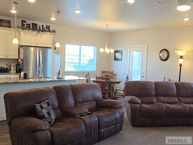 2141 Summerfield Lane, Rexburg, ID 83440