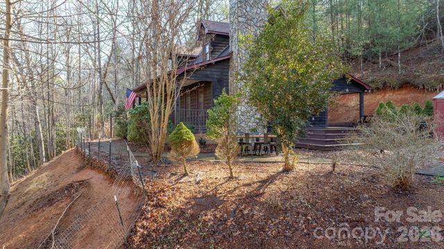 1481 Levi Lane, Lenoir, NC 28645