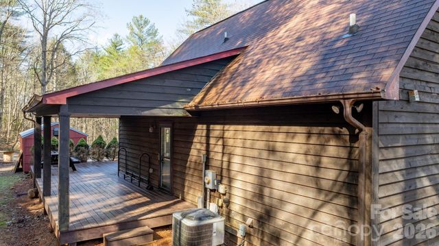 1481 Levi Lane, Lenoir, NC 28645