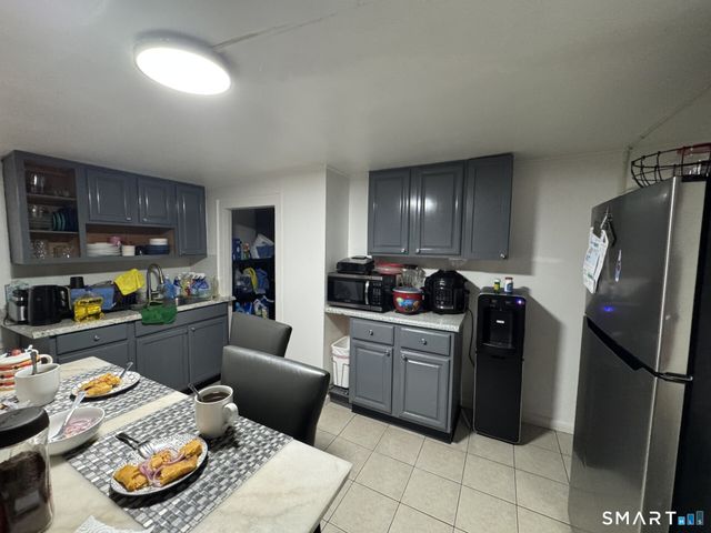 34-36 Cottage Street, Manchester, CT 06040