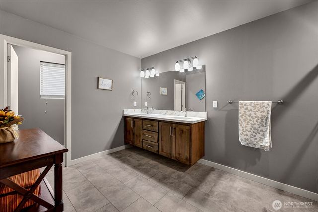 12318 NE 116th Street, Vancouver, WA 98682