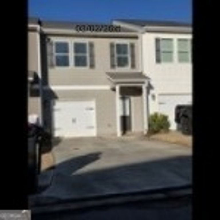 119 Village Green Drive NW, Adairsville, GA 30103