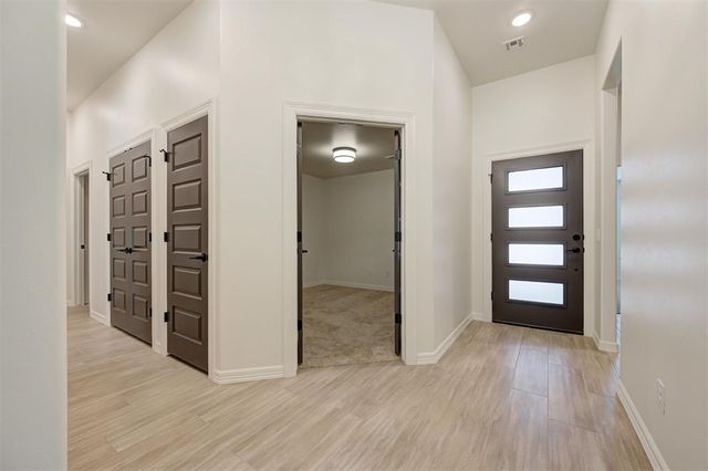 12044 Rockbed Drive, Yukon, OK 73099