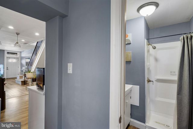 3030 REDNER ST, Philadelphia, PA 19121