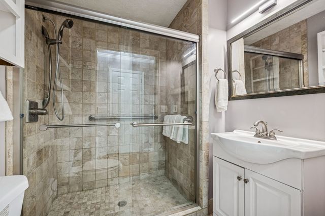 681 Granwood Blvd, Old Hickory, TN 37138