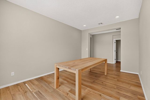 2343 Sandra Loop NE, Rio Rancho, NM 87144