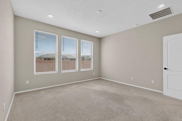 2343 Sandra Loop NE, Rio Rancho, NM 87144