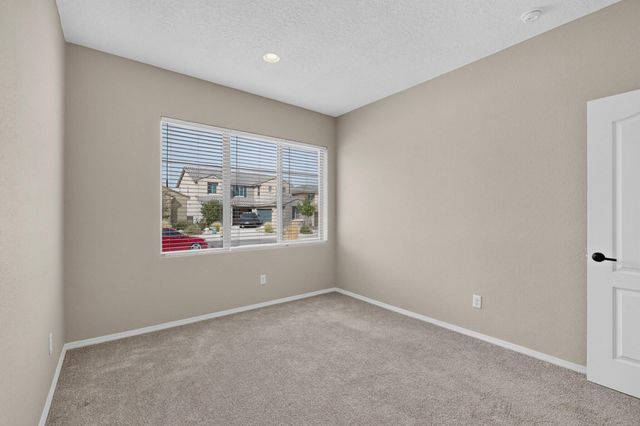 2343 Sandra Loop NE, Rio Rancho, NM 87144