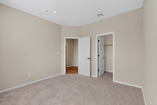 2343 Sandra Loop NE, Rio Rancho, NM 87144