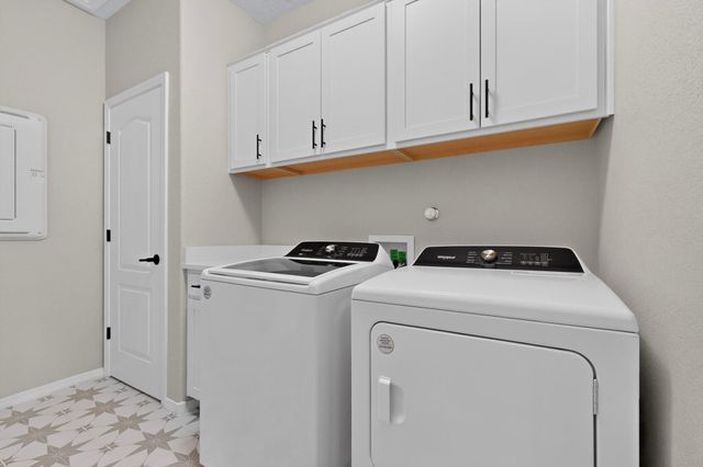 2343 Sandra Loop NE, Rio Rancho, NM 87144