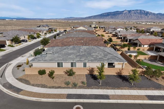 2343 Sandra Loop NE, Rio Rancho, NM 87144