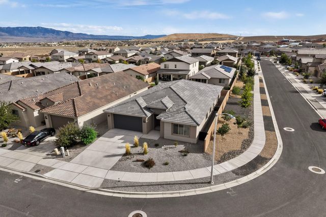 2343 Sandra Loop NE, Rio Rancho, NM 87144