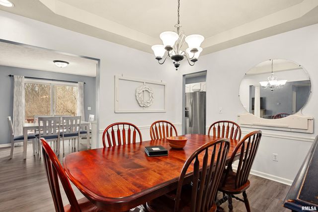 1950 ENGLISH OAK, Washington, IL 61571