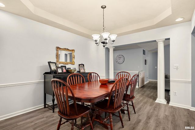 1950 ENGLISH OAK, Washington, IL 61571