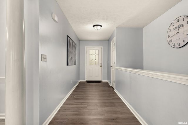 1950 ENGLISH OAK, Washington, IL 61571