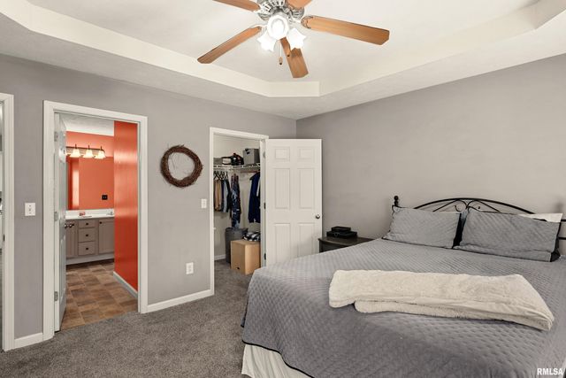 1950 ENGLISH OAK, Washington, IL 61571