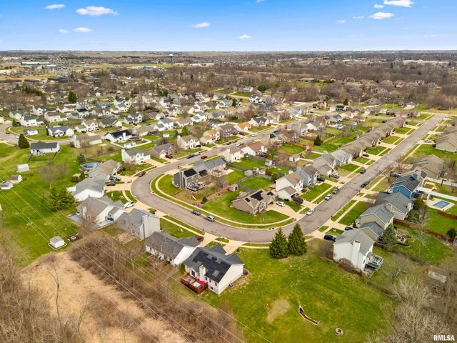 1950 ENGLISH OAK, Washington, IL 61571