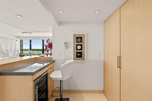 1 Grove Isle Dr A910, Miami, FL 33133