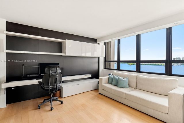 1 Grove Isle Dr A910, Miami, FL 33133