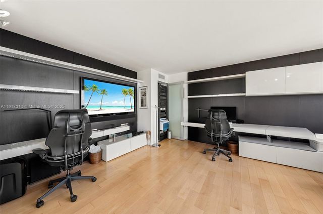 1 Grove Isle Dr A910, Miami, FL 33133