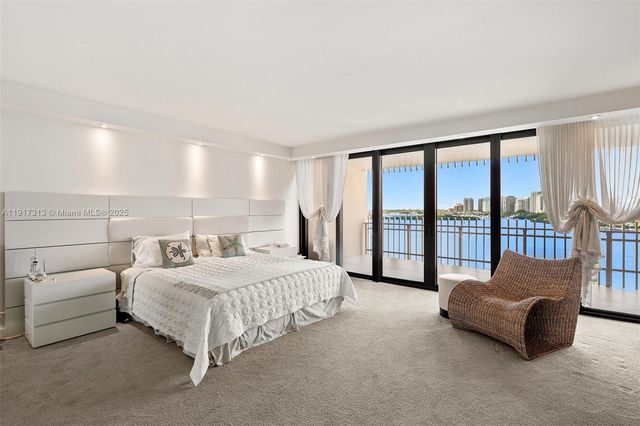 1 Grove Isle Dr A910, Miami, FL 33133