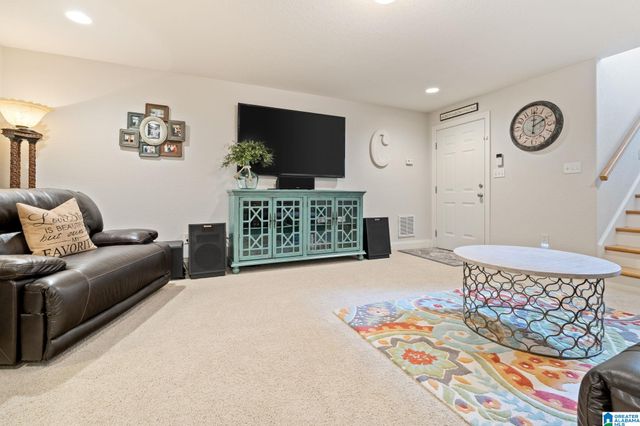 105 SHORE FRONT LANE, Wilsonville, AL 35186