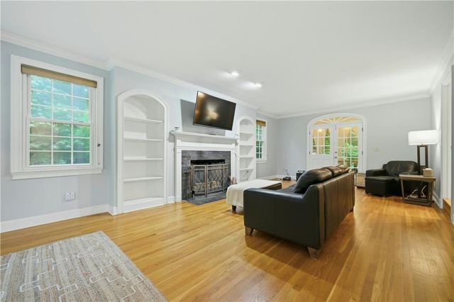3155 Laura Lane, Douglasville, GA 30135