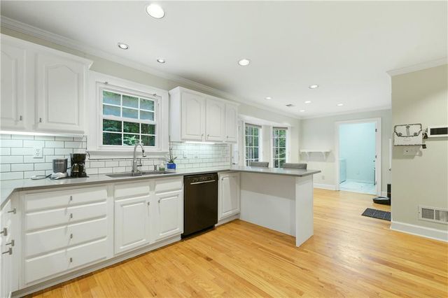 3155 Laura Lane, Douglasville, GA 30135