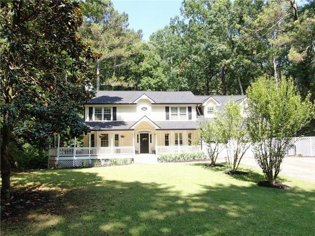 3155 Laura Lane, Douglasville, GA 30135
