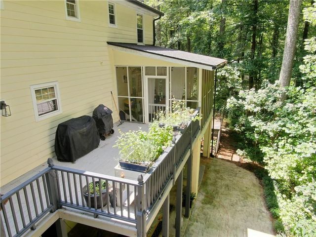 3155 Laura Lane, Douglasville, GA 30135