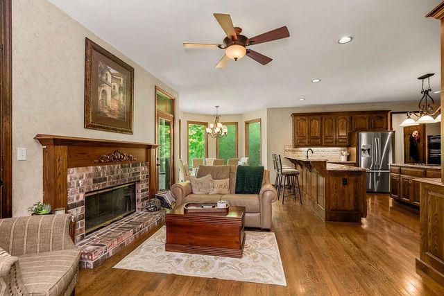18702 W 64th Street, Shawnee, KS 66218