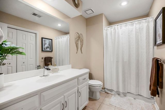 18702 W 64th Street, Shawnee, KS 66218