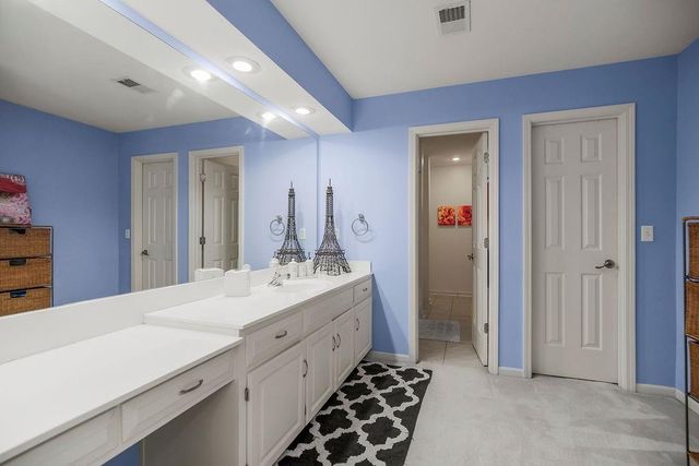18702 W 64th Street, Shawnee, KS 66218