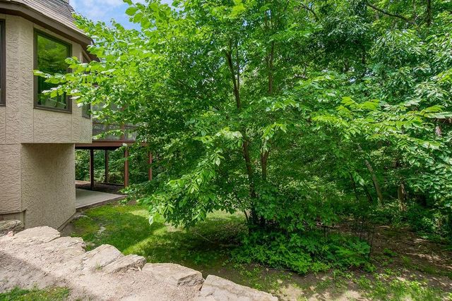 18702 W 64th Street, Shawnee, KS 66218