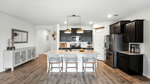 444 Butterfly Bush Ct, New Braunfels, TX 78130