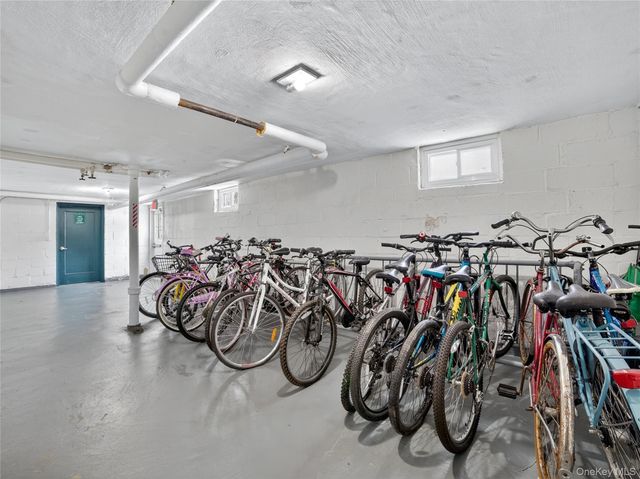 751 N Broadway 2D, Hastings-on-hudson, NY 10706